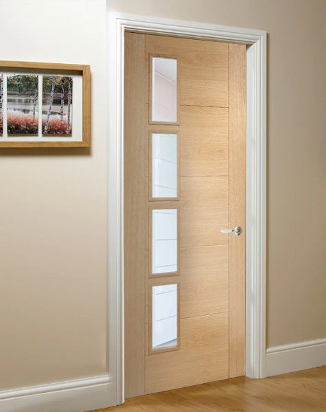 Vancouver Fully Finished Oak Glazed 4L Clear Glazed Offset