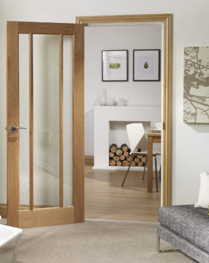 Worcester Pre-Finished Internal Oak Door with Clear Glass
